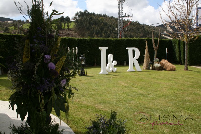 Decoración de Flores Alisma para la boda en La Casona de Lupa de Raquel & Ivan el 30 abril 2016